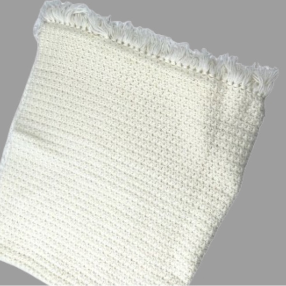 Off-White Fringe Knit Blanket